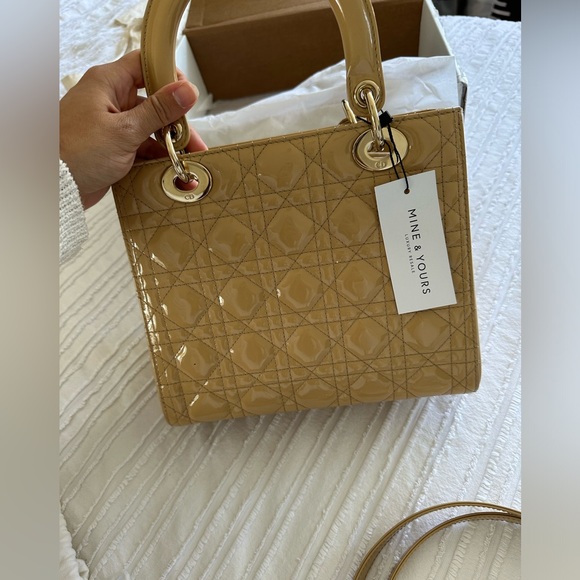 Christian Dior 2013 Beige patent medium lady Dior with strap - Picture 4 of 16
